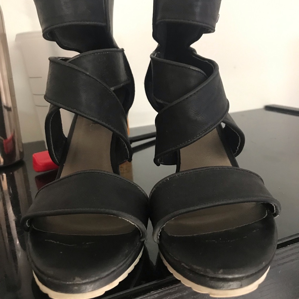 lace up black heel